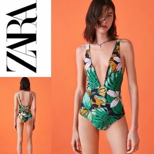 ZARA Tropical Swimsuit. SZ L. NWOT